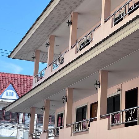 Phurafah Place Hotel โรงแรมภูระฟ้า เพลส Nan Esterno foto