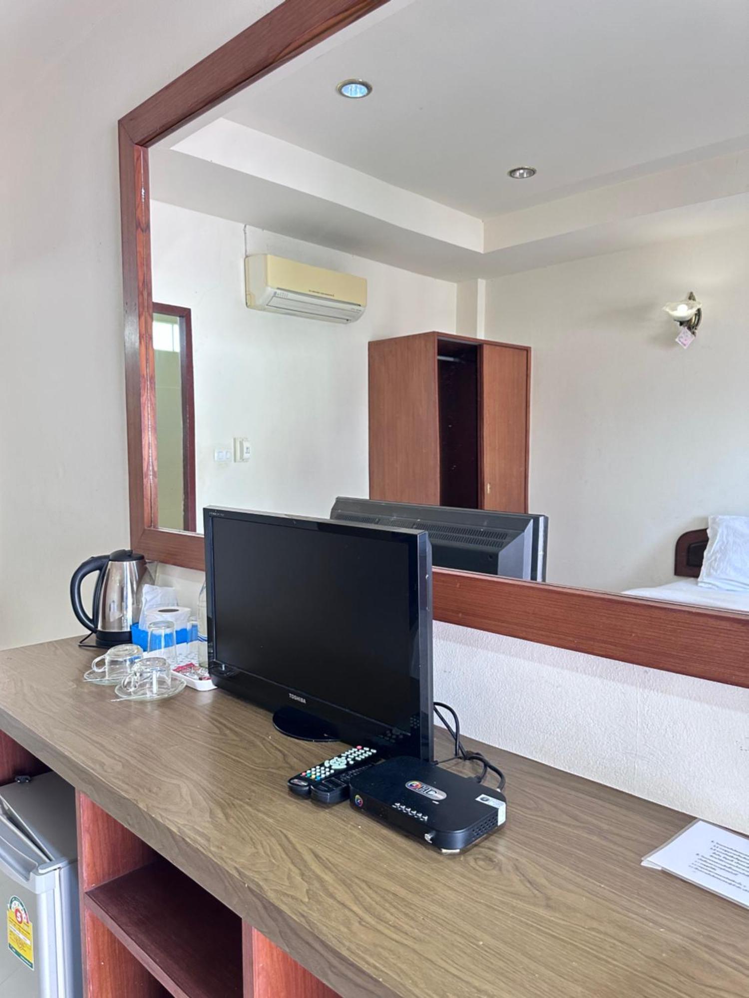 Phurafah Place Hotel โรงแรมภูระฟ้า เพลส Nan Esterno foto